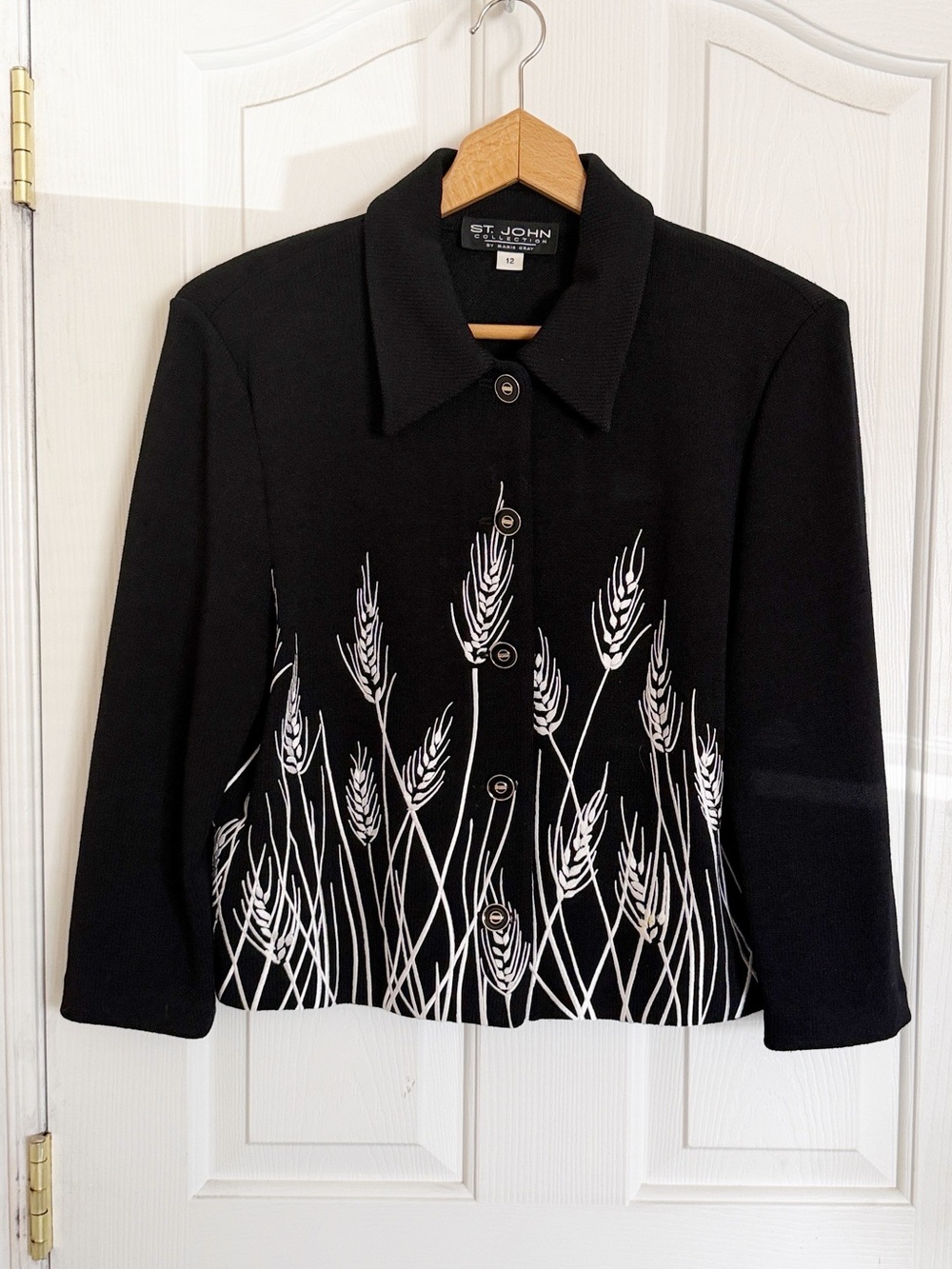 St. John Collection Black White Wheat Grass Embroidered Knit Blazer Jacket sz 12 - Picture 2 of 8